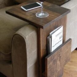 A versatile table for your smart space